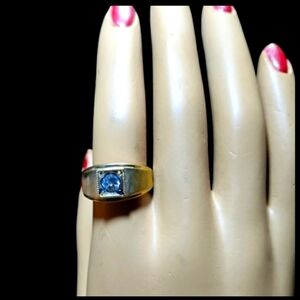 Ring ( unisex 18 carat gold)